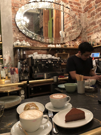 Café Nin thumb 10
